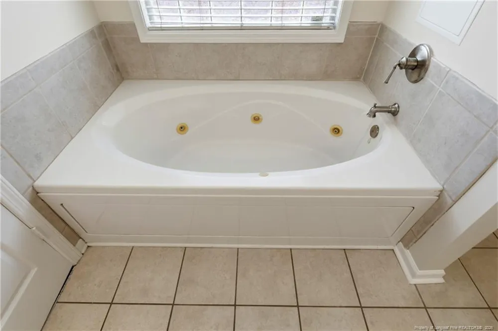 2955 Dalmation Drive Hope Mills, NC 28348