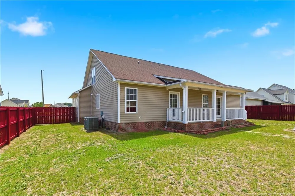2955 Dalmation Drive Hope Mills, NC 28348