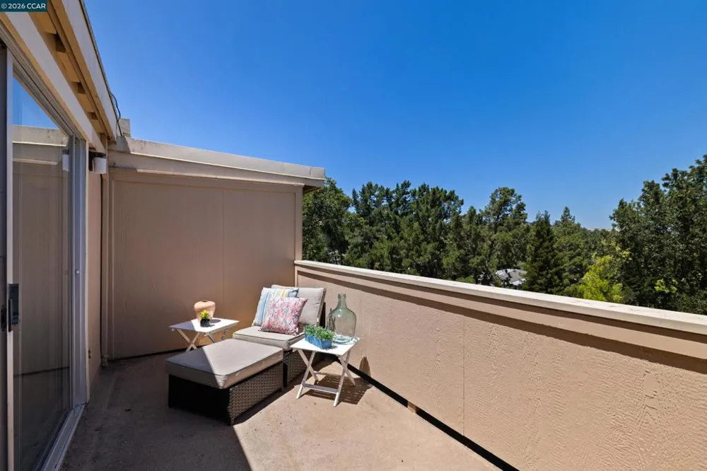 1348 Rockledge Lane #7 Walnut Creek, CA 94595