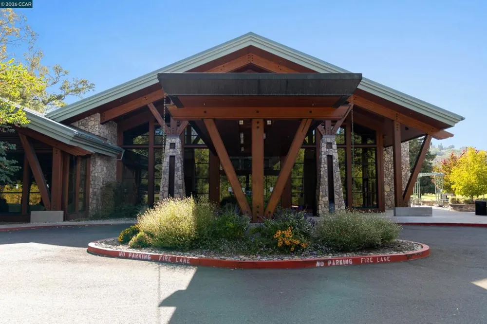 1348 Rockledge Lane #7 Walnut Creek, CA 94595