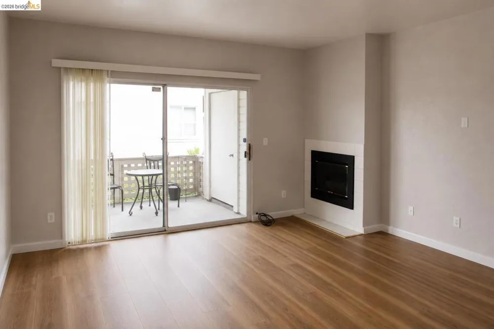 256 Napoli Ct Hercules, CA 94547