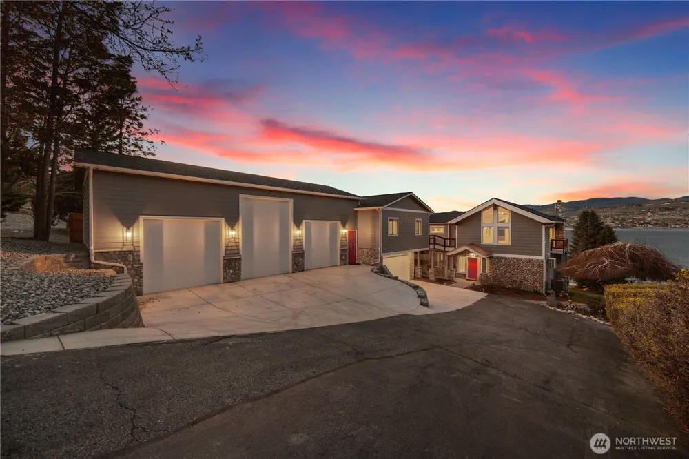 21 Grace Lane Chelan, WA 98816