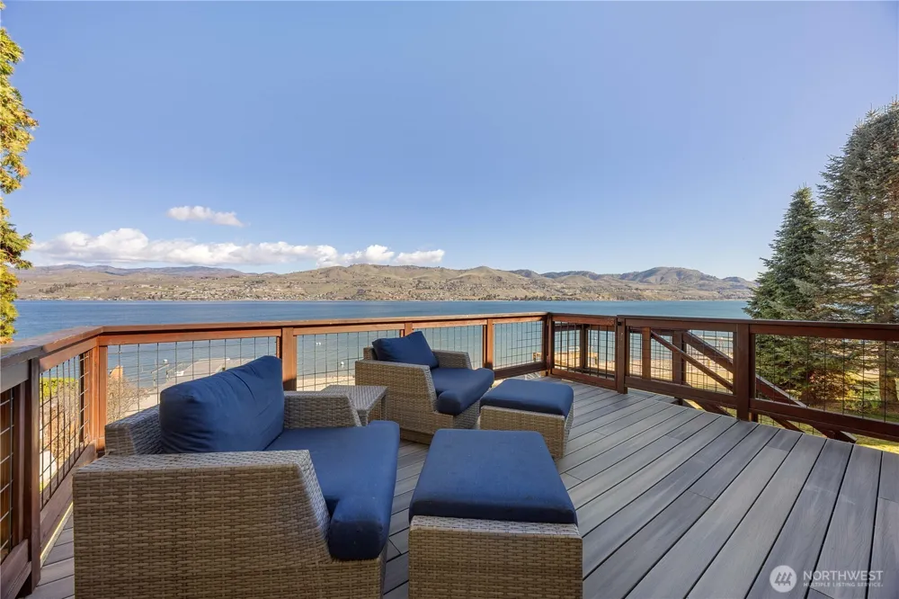 21 Grace Lane Chelan, WA 98816