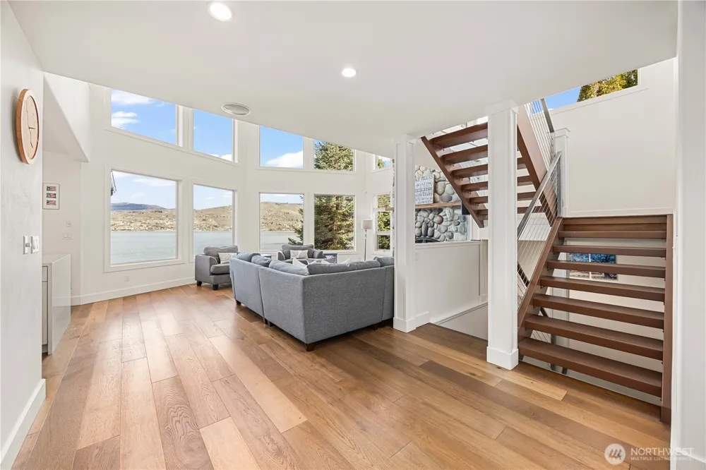 21 Grace Lane Chelan, WA 98816