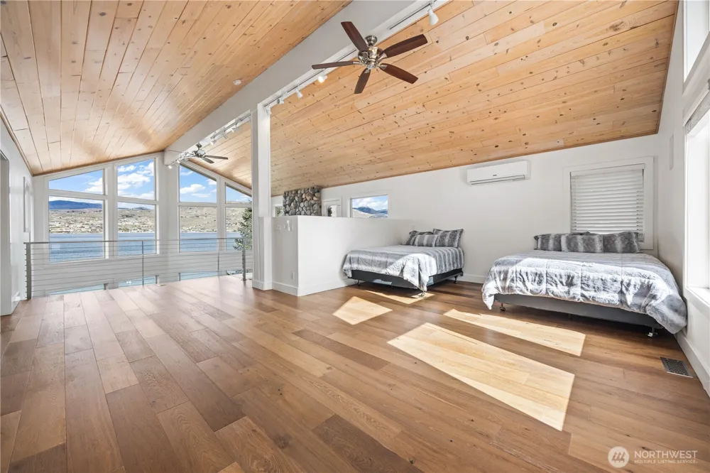 21 Grace Lane Chelan, WA 98816
