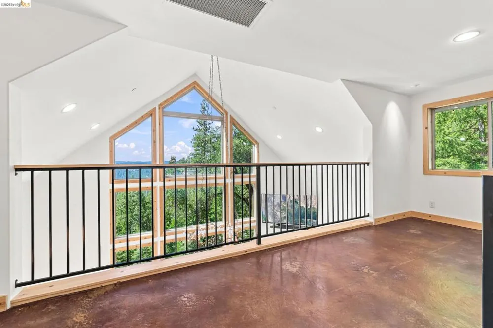 22062 Lakeview Dr Mi Wuk Village, CA 95346