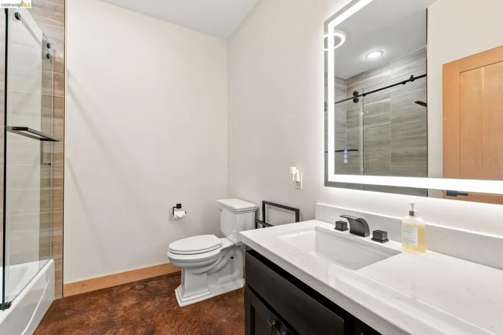22062 Lakeview Dr Mi Wuk Village, CA 95346