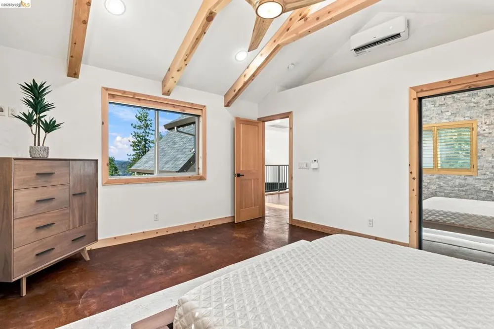 22062 Lakeview Dr Mi Wuk Village, CA 95346