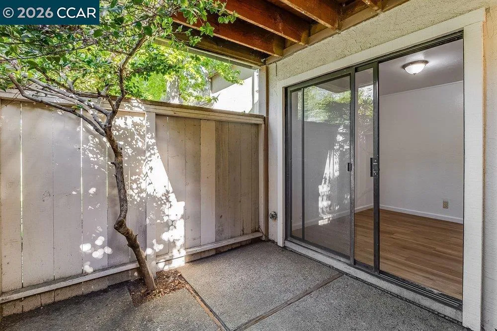 375 Camelback Drive #4 Pleasant Hill, CA 94523