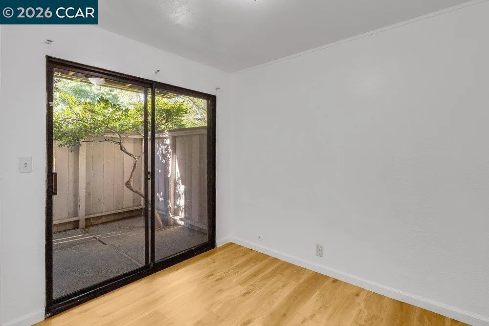 375 Camelback Drive #4 Pleasant Hill, CA 94523