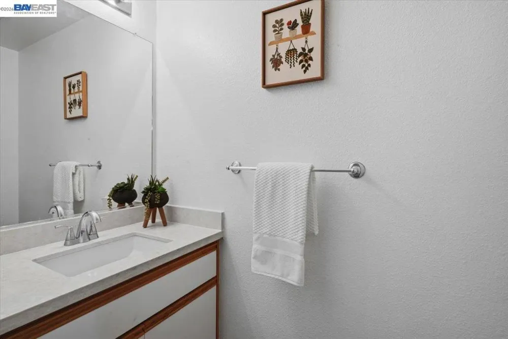 2598 Oak Rd #284 Walnut Creek, CA 94597