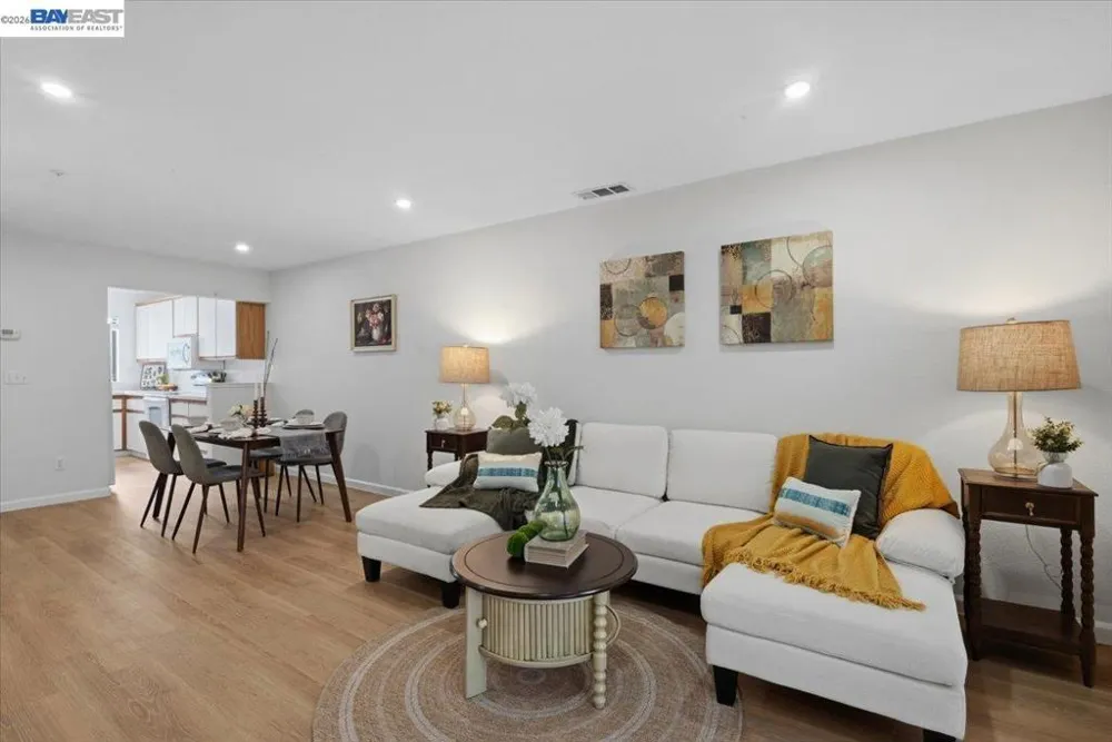 2598 Oak Rd #284 Walnut Creek, CA 94597