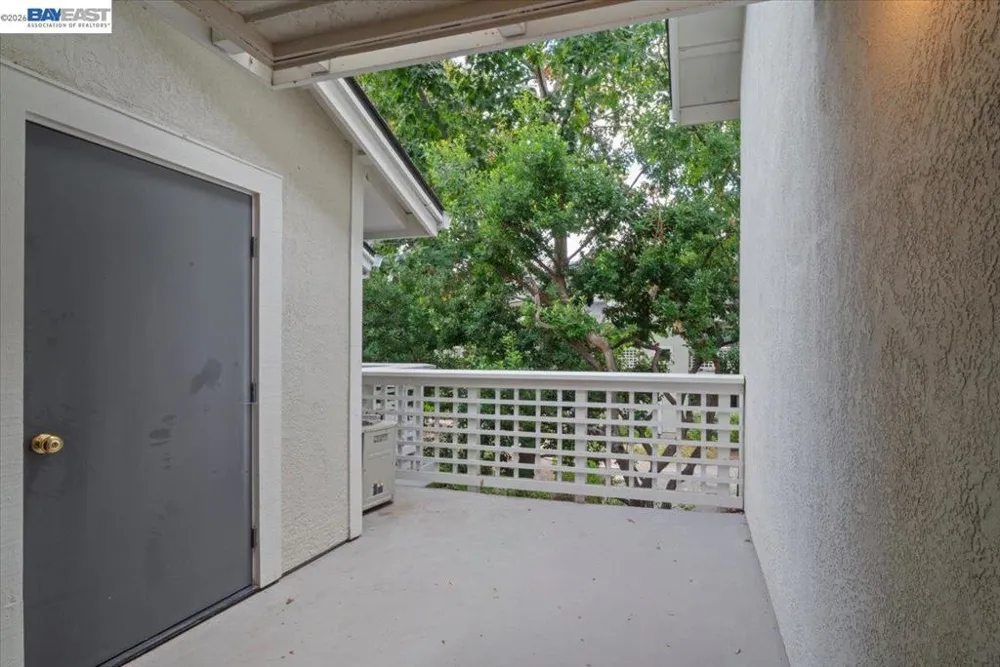 2598 Oak Rd #284 Walnut Creek, CA 94597
