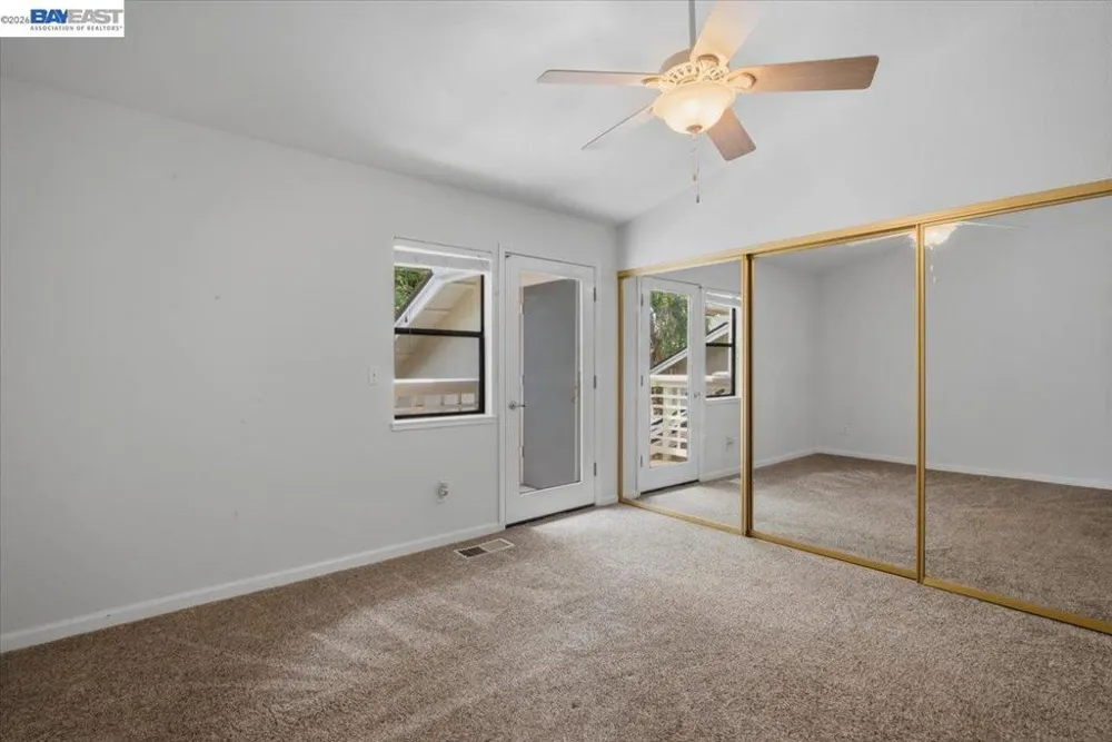 2598 Oak Rd #284 Walnut Creek, CA 94597