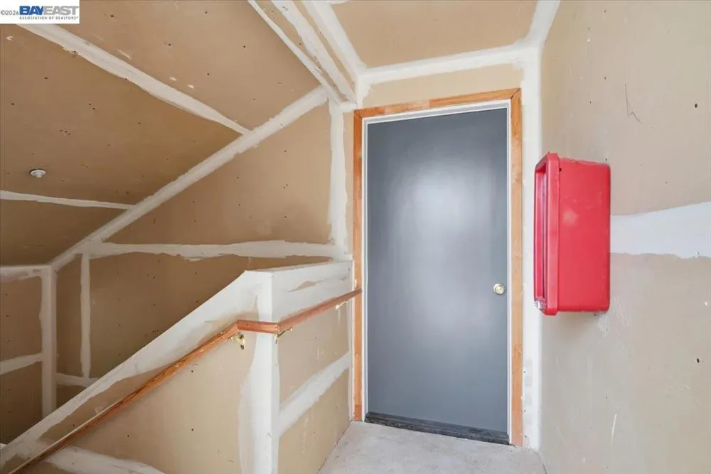 2598 Oak Rd #284 Walnut Creek, CA 94597