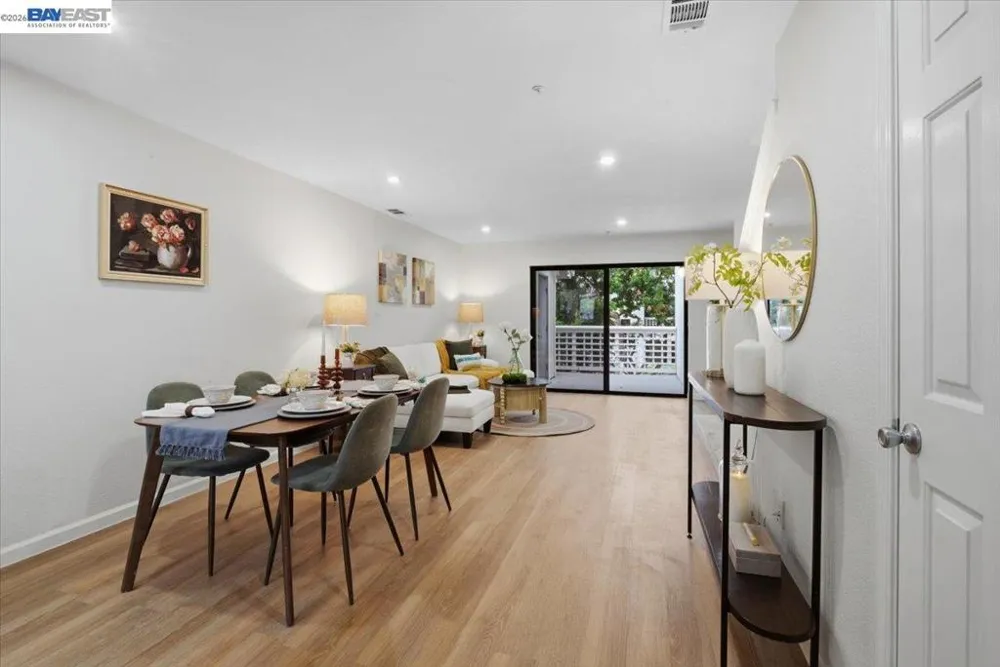 2598 Oak Rd #284 Walnut Creek, CA 94597