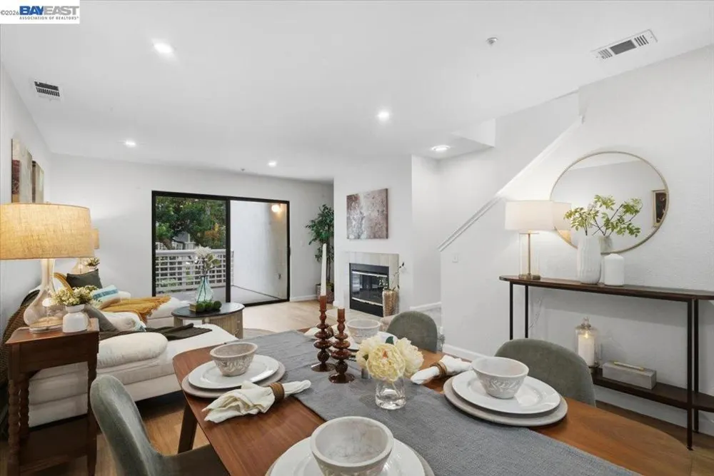 2598 Oak Rd #284 Walnut Creek, CA 94597