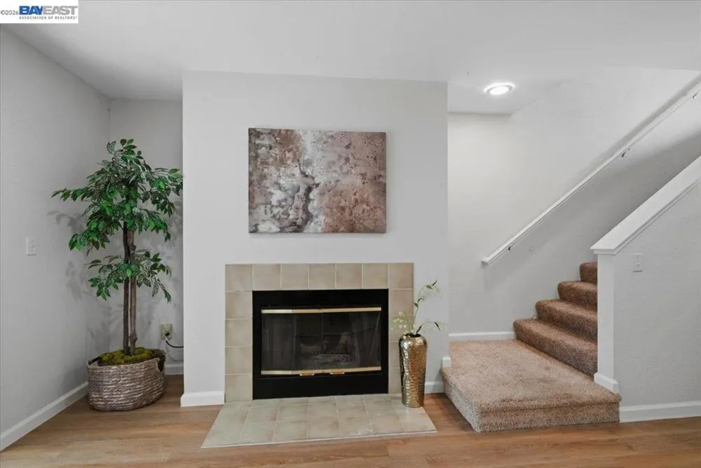 2598 Oak Rd #284 Walnut Creek, CA 94597