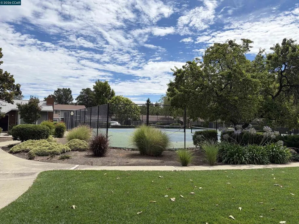 2834 Royal Ann Ln. Concord, CA 94518