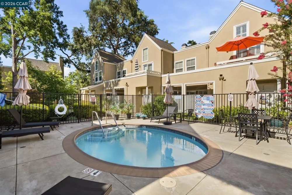 211 Kingston Way Walnut Creek, CA 94597