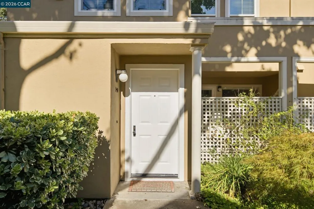 211 Kingston Way Walnut Creek, CA 94597
