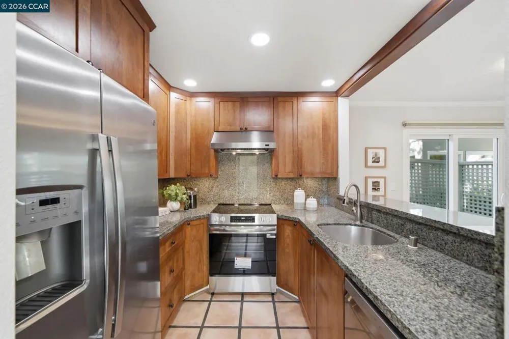 211 Kingston Way Walnut Creek, CA 94597