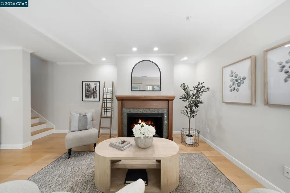 211 Kingston Way Walnut Creek, CA 94597