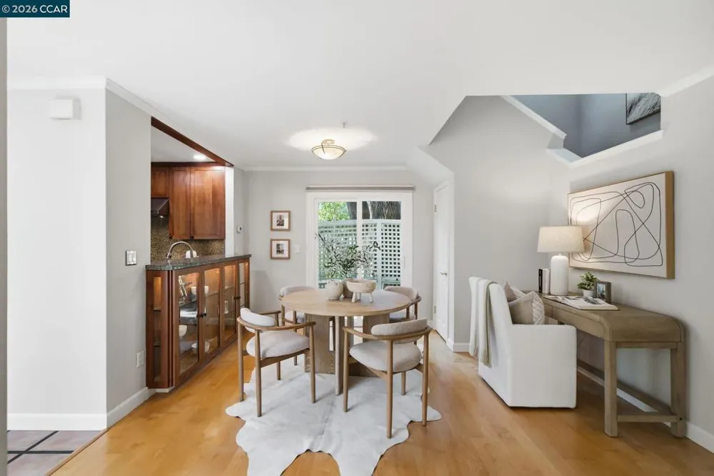 211 Kingston Way Walnut Creek, CA 94597