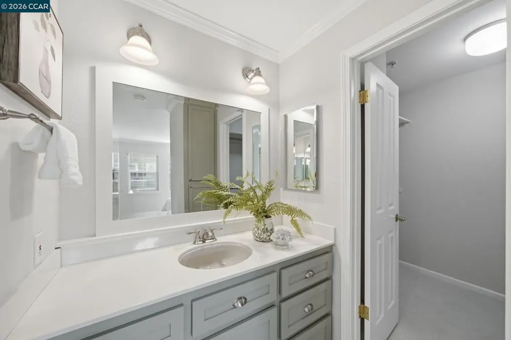 211 Kingston Way Walnut Creek, CA 94597