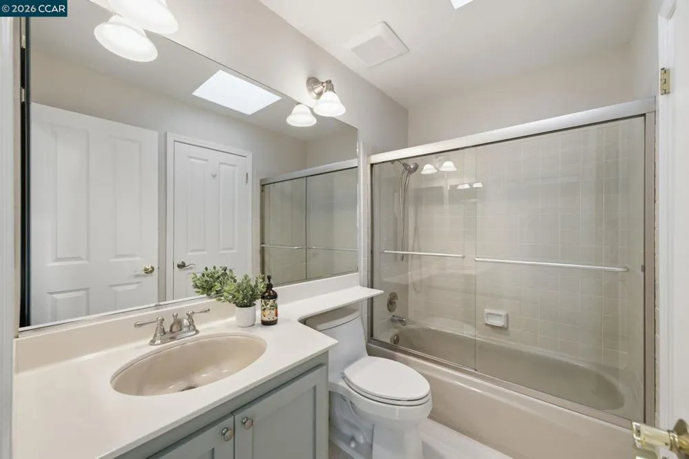 211 Kingston Way Walnut Creek, CA 94597