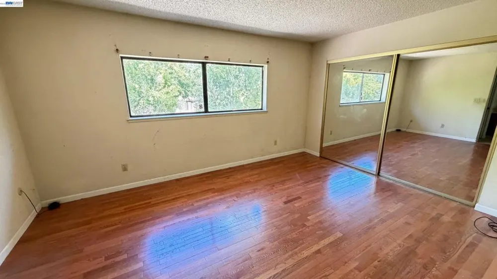 1988 Calaveras Dr Pittsburg, CA 94565