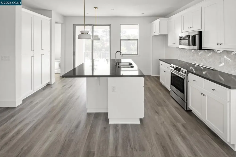 2818 Chattleton Lane San Pablo, CA 94806
