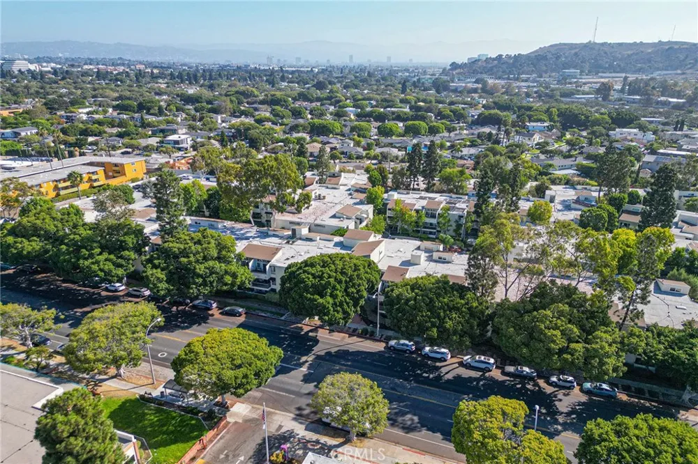 4900 Overland Avenue #310 Culver City, CA 90230