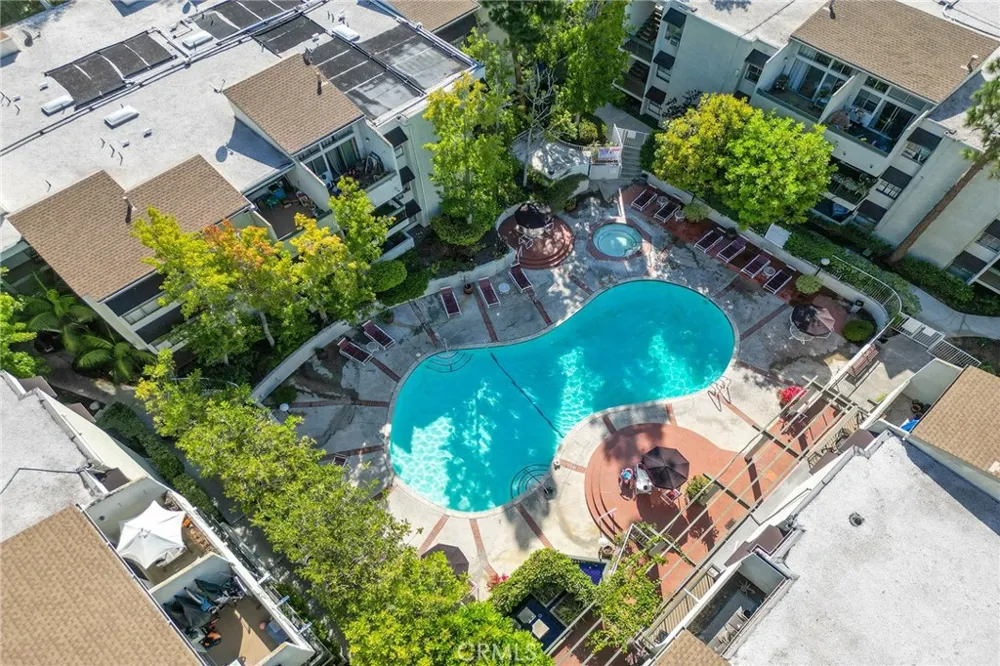 4900 Overland Avenue #310 Culver City, CA 90230