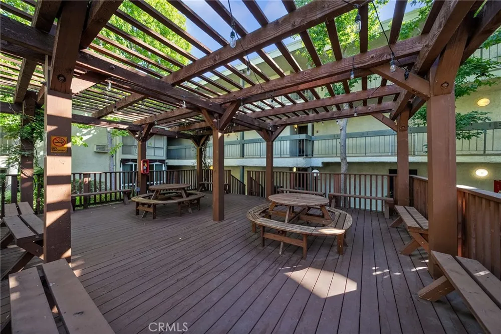 4900 Overland Avenue #310 Culver City, CA 90230