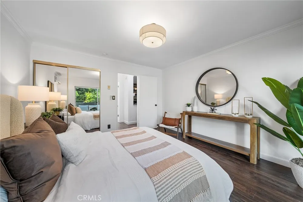 4900 Overland Avenue #310 Culver City, CA 90230