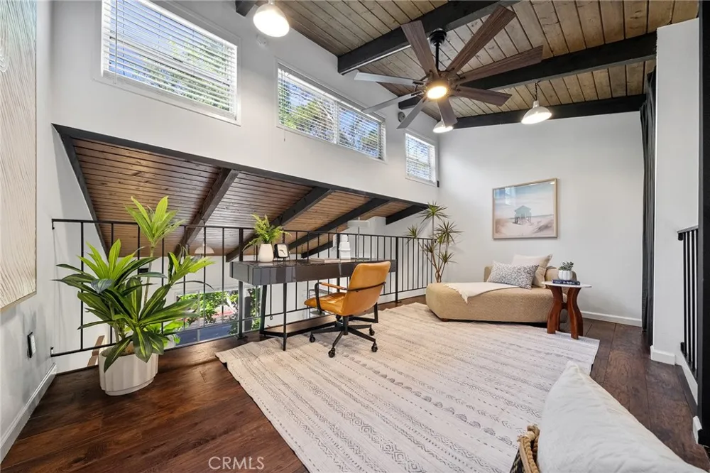 4900 Overland Avenue #310 Culver City, CA 90230