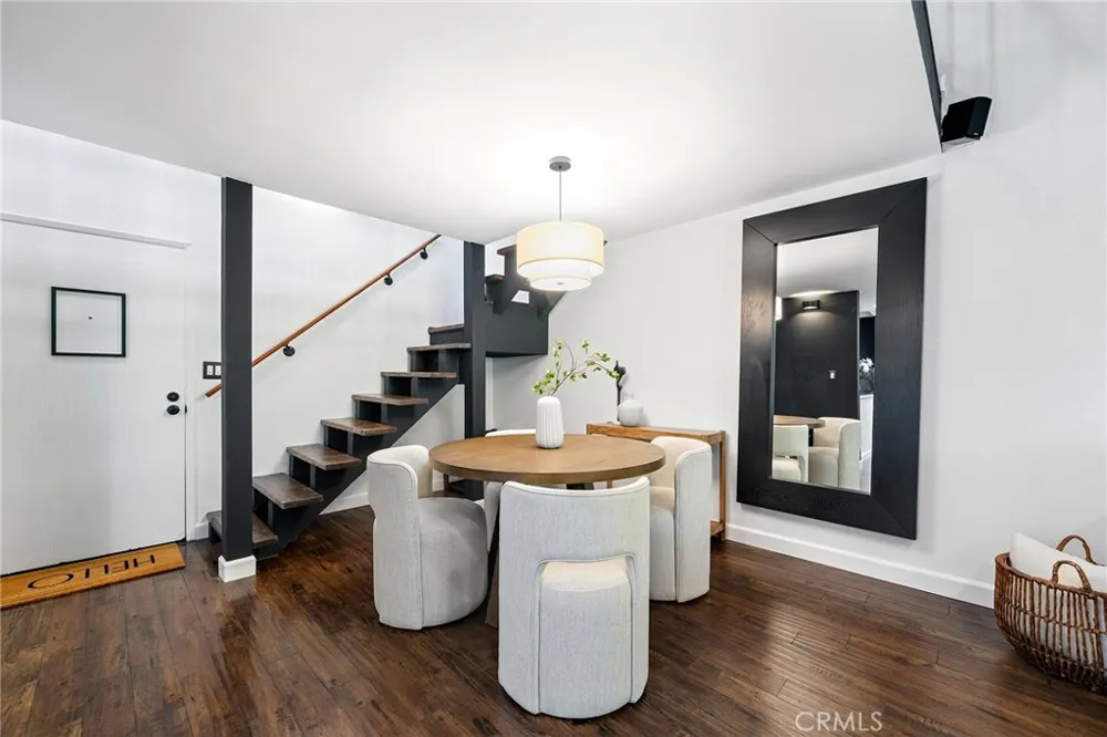 4900 Overland Avenue #310 Culver City, CA 90230