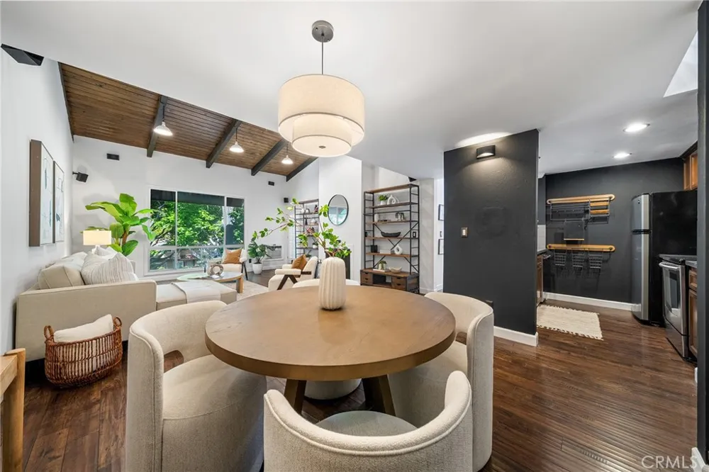4900 Overland Avenue #310 Culver City, CA 90230