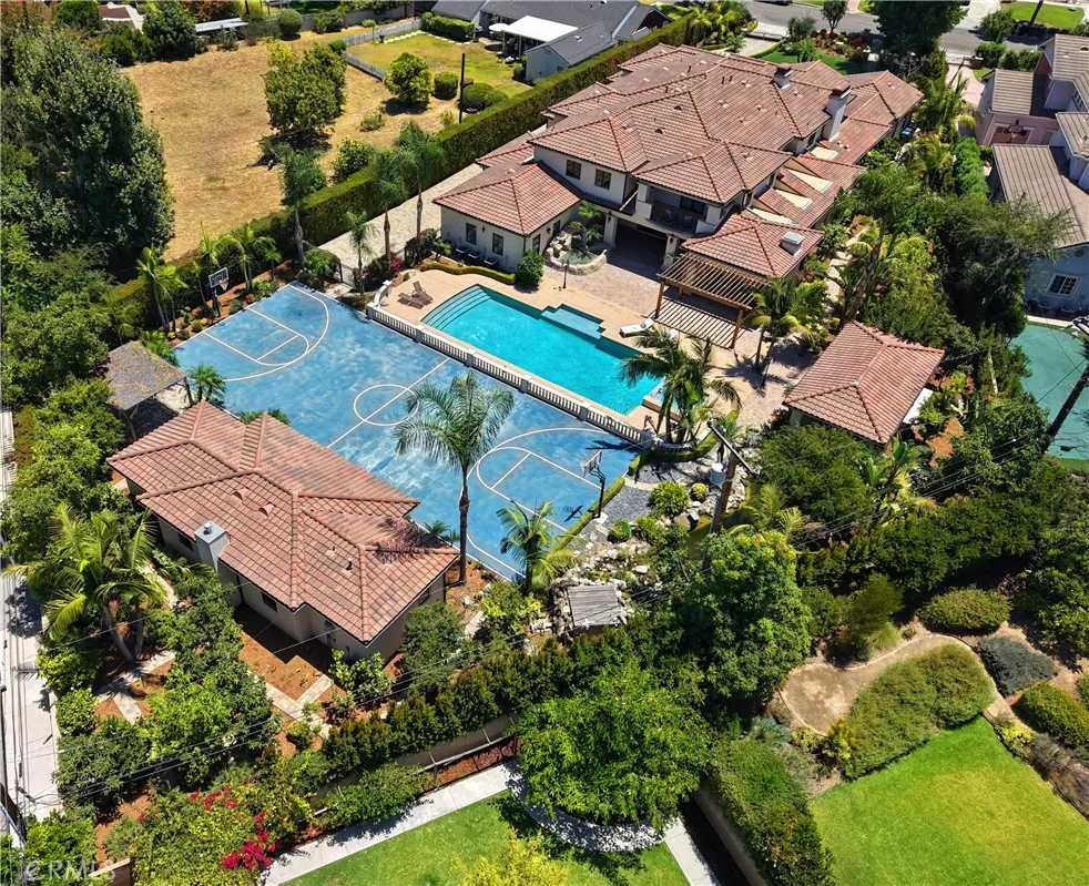 251 Longley Way Arcadia, CA 91007