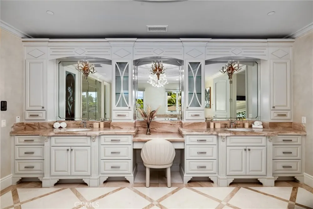 251 Longley Way Arcadia, CA 91007