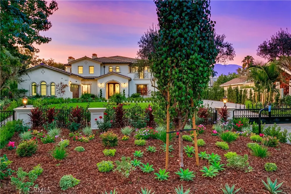 251 Longley Way Arcadia, CA 91007
