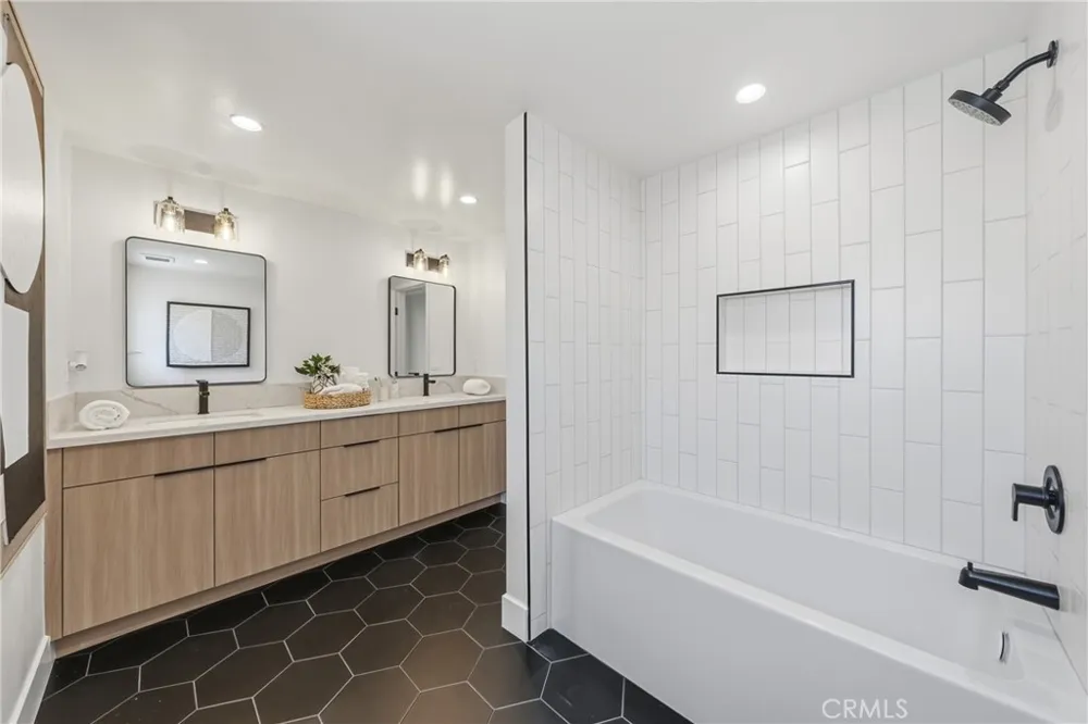 3130 Dolonita Hacienda Heights, CA 91745