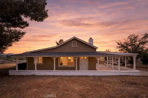 21123 Avenue Fort Tejon