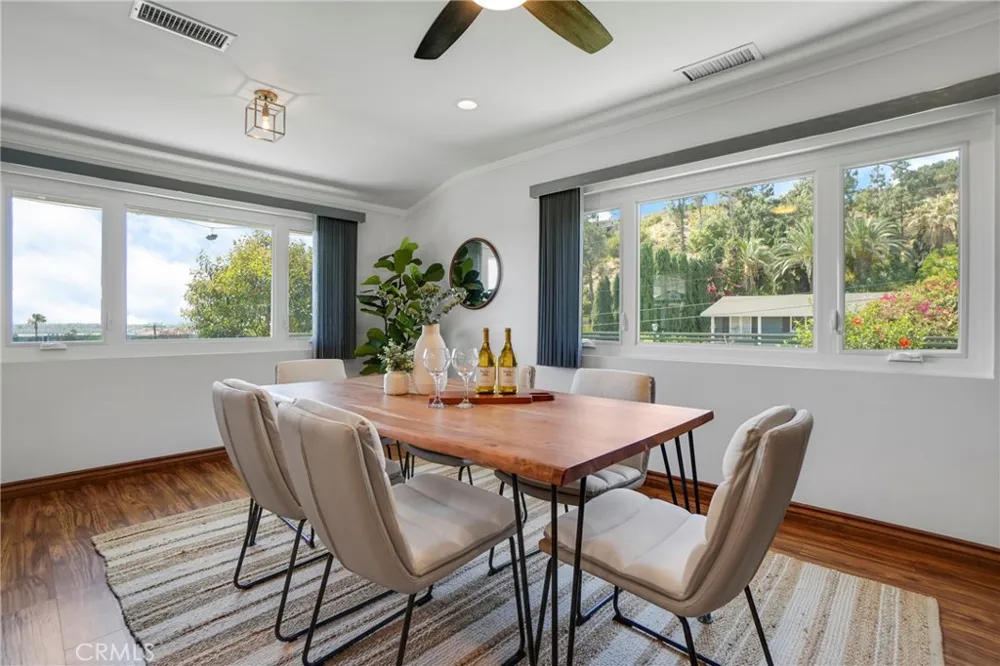 7982 Sangamon Avenue Sun Valley, CA 91352