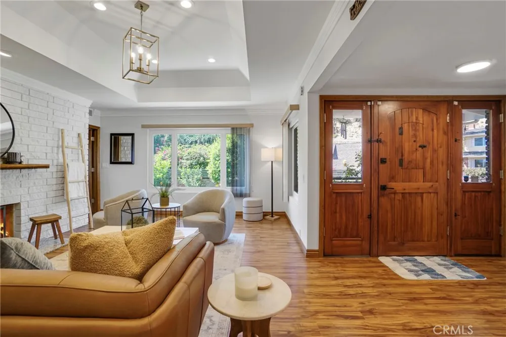 7982 Sangamon Avenue Sun Valley, CA 91352