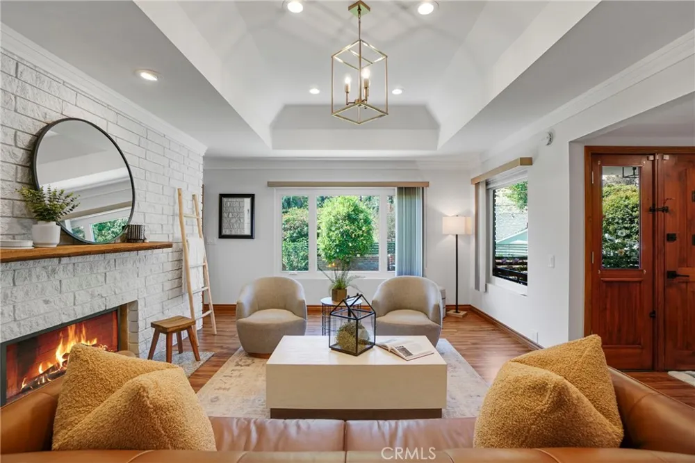7982 Sangamon Avenue Sun Valley, CA 91352
