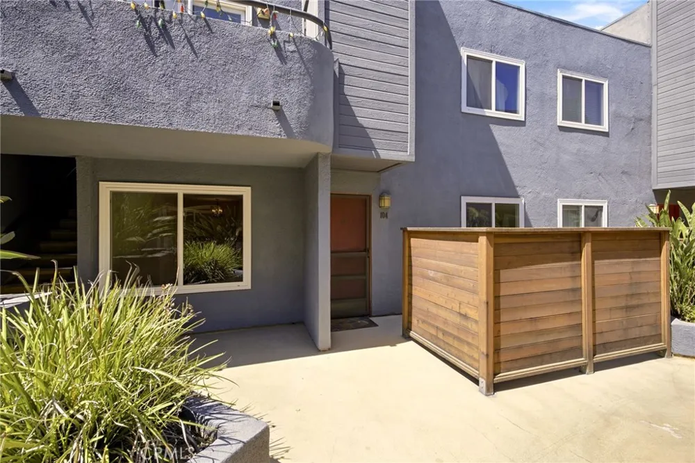 5706 Fair Avenue #104 North Hollywood, CA 91601