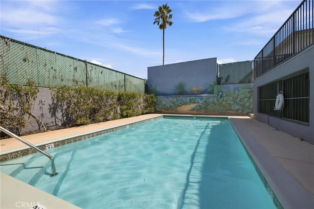 5706 Fair Avenue #104 North Hollywood, CA 91601