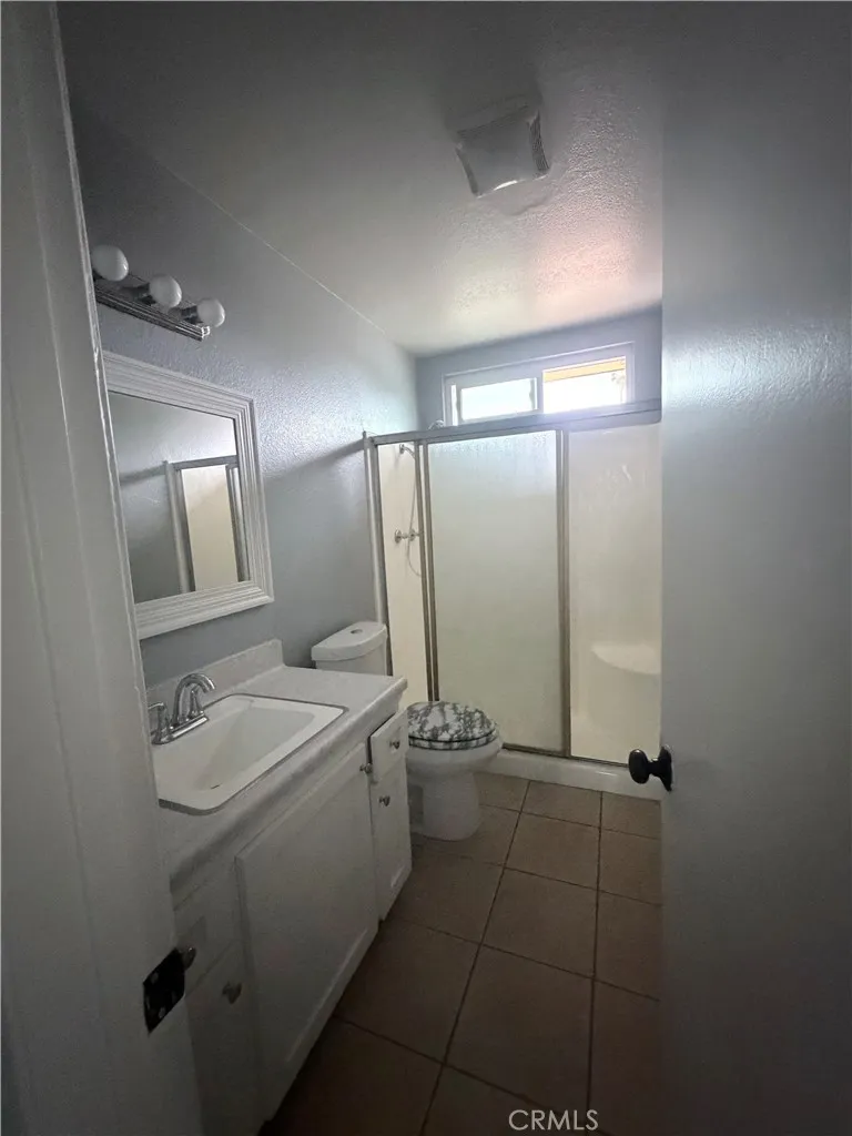 2559 Yorkshire Pomona, CA 91767